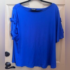 Cable & Gauge Royal Blue Short Sleeve Top